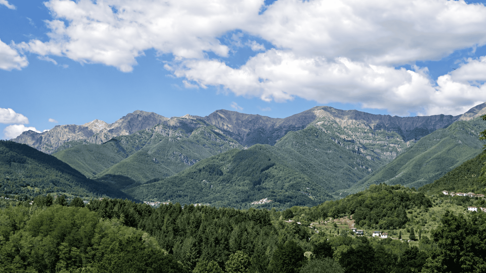 Il primo incontro della rassegna estiva di eventi ad Arzengio è dedicato alla scoperta delle origini della Lunigiana Storica con Luigi Castagneto.